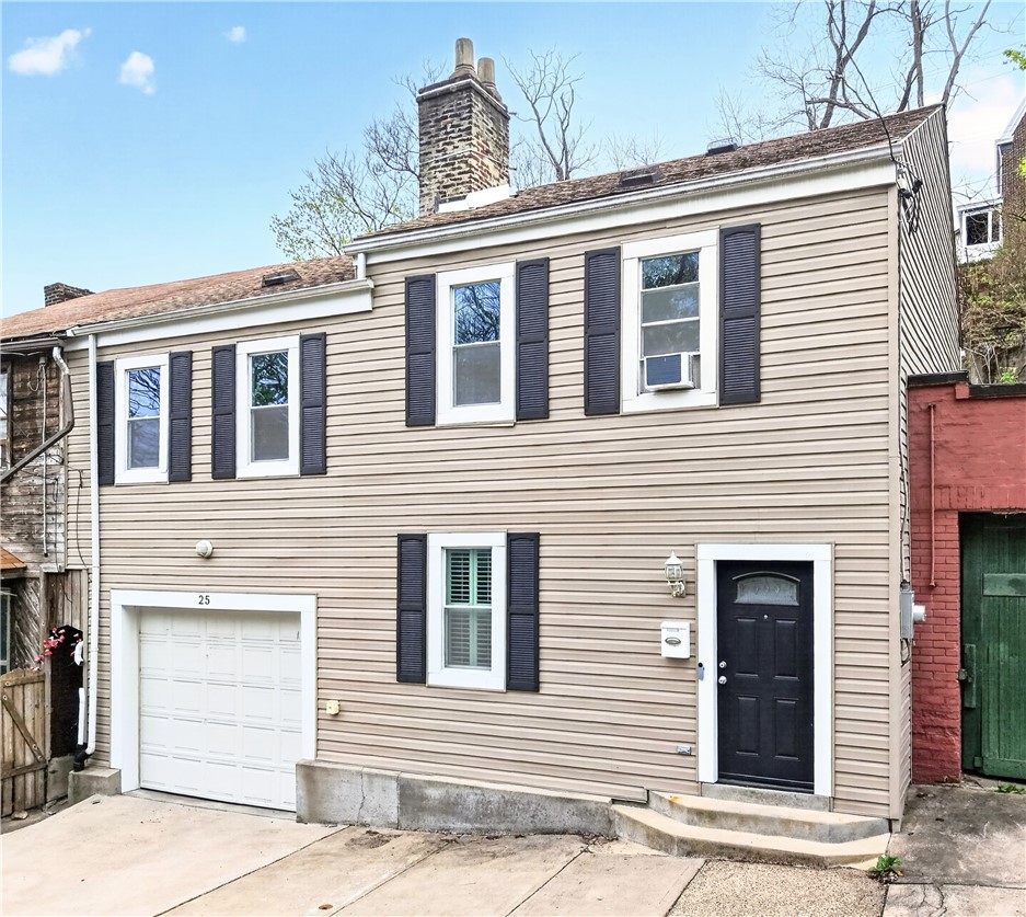 25 Greeley St