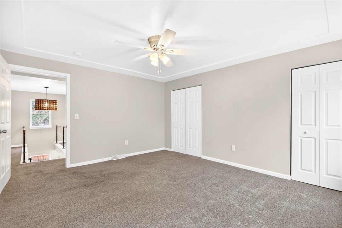 25 Greeley St