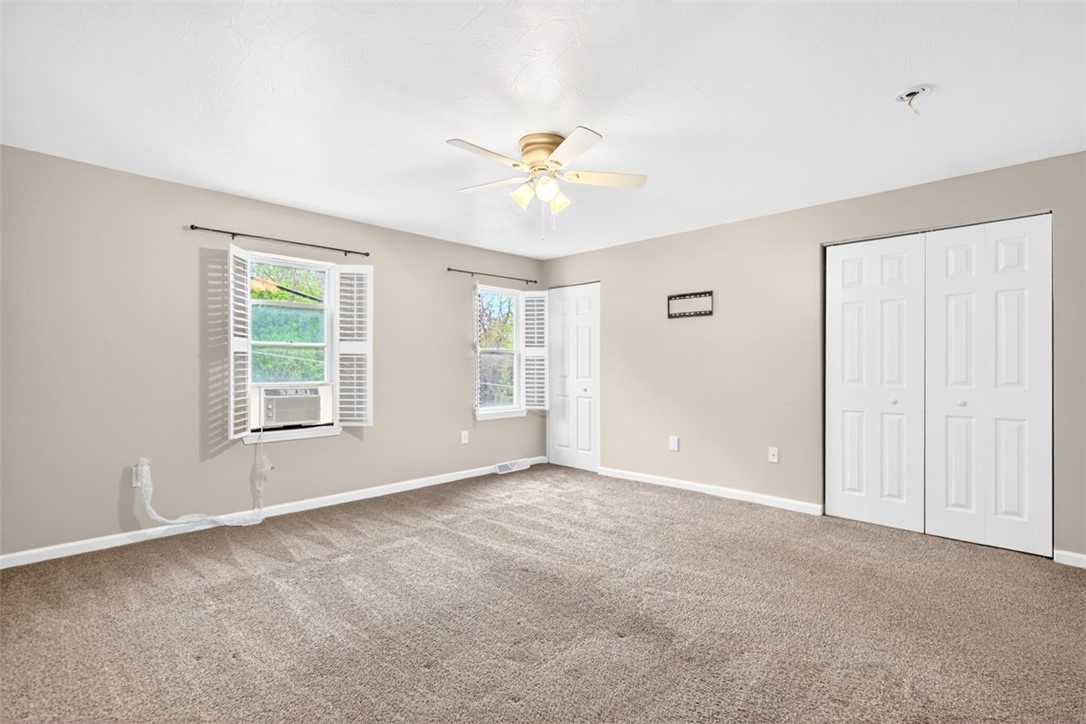25 Greeley St