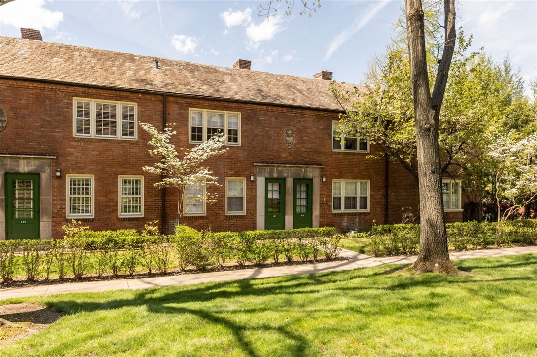 421 Olympia Road