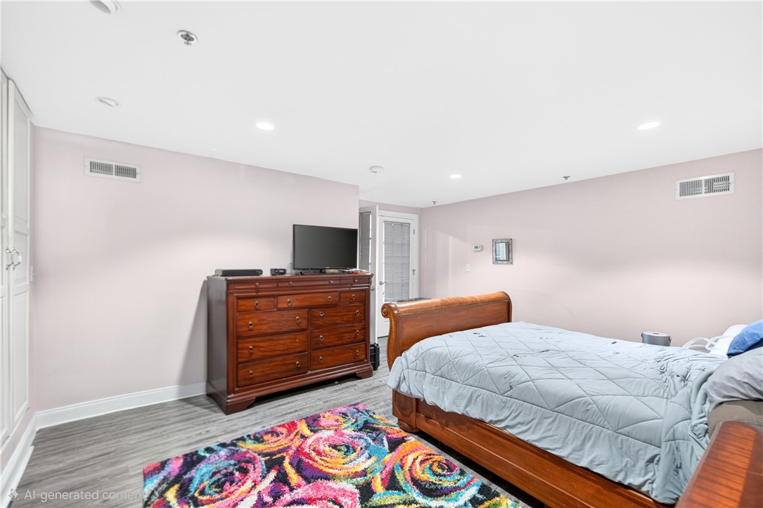 2250 Mary St 315