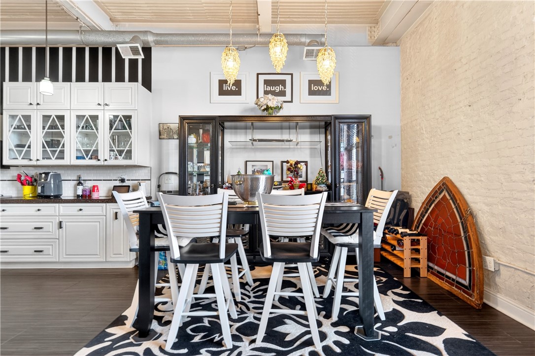 2250 Mary St 315