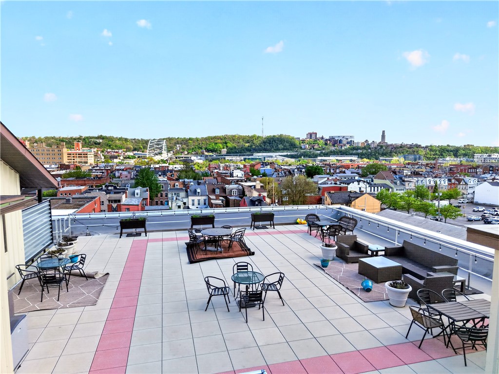 2250 Mary St 315