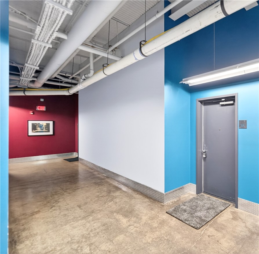 2250 Mary St 315