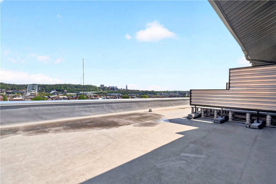 2250 Mary St 315