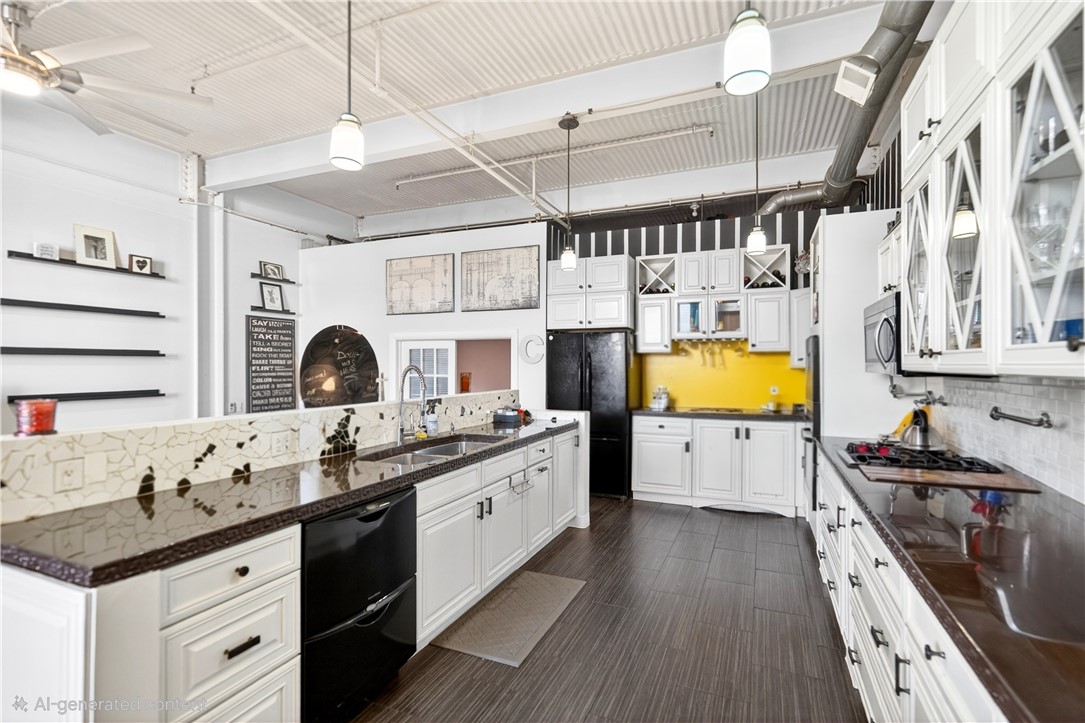 2250 Mary St 315