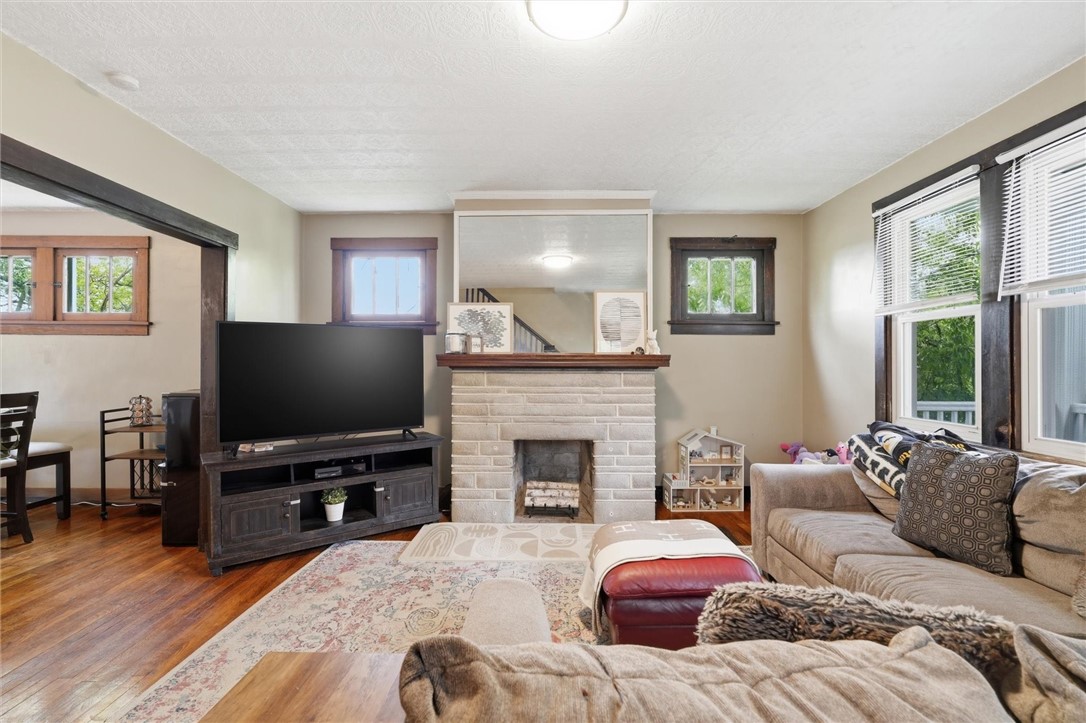 1732 Warriors Rd
