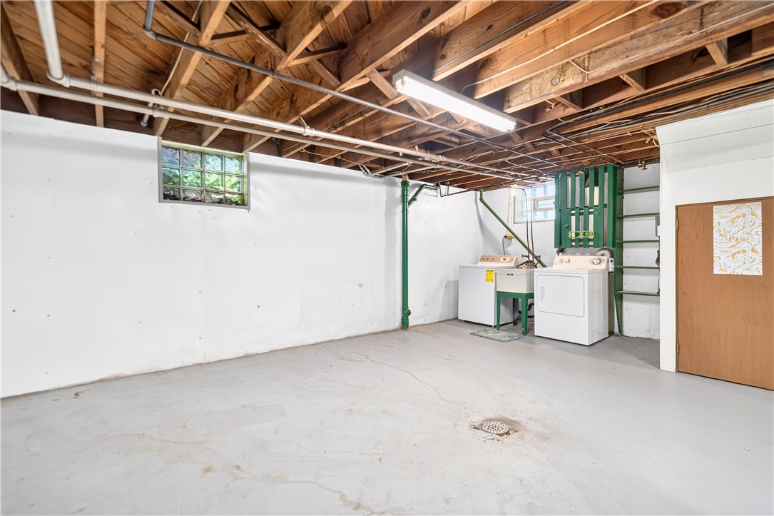 1218 Wareman Ave