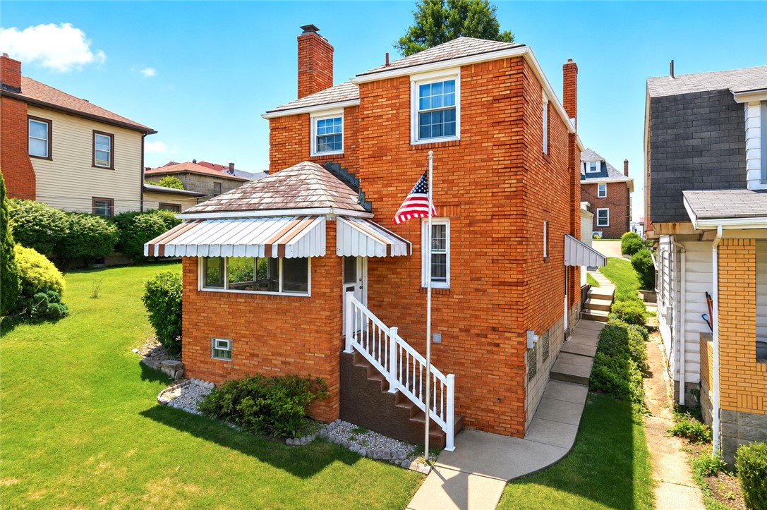 1218 Wareman Ave
