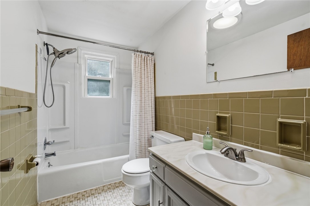1349 Sturdy Oak Dr