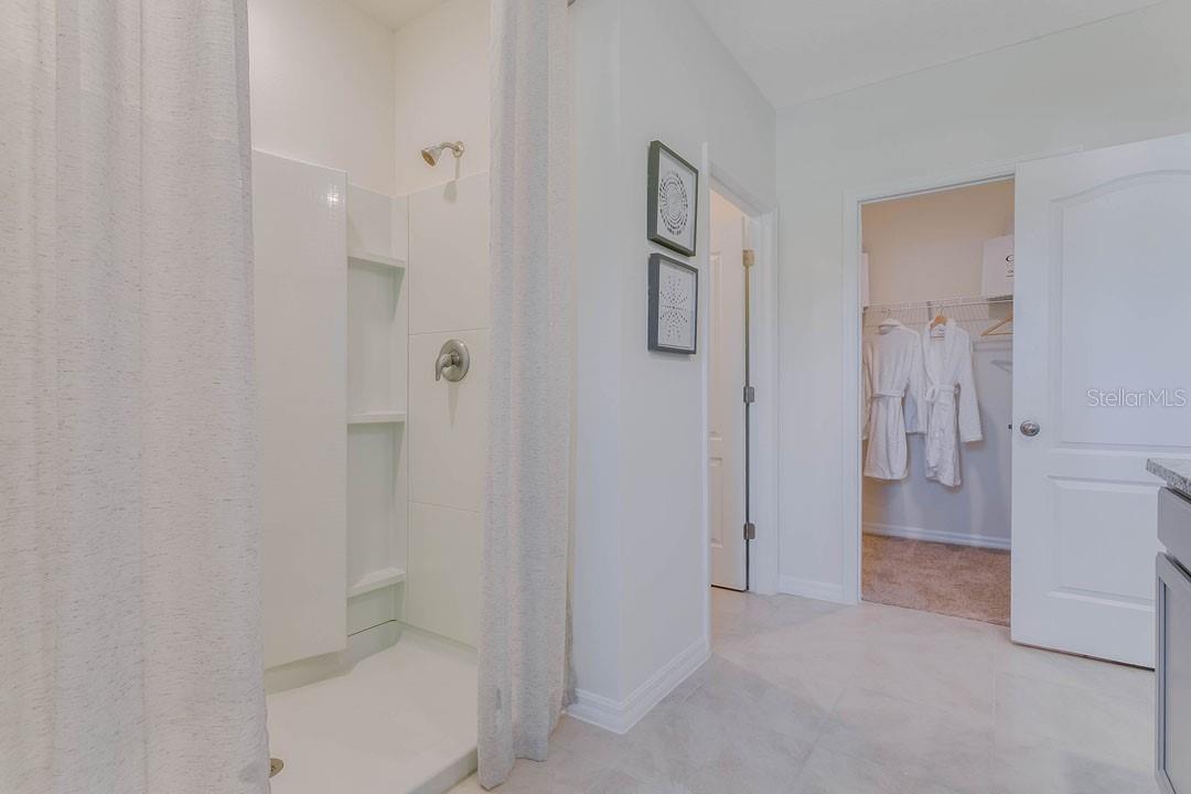 3545 SUNGROVE CIR