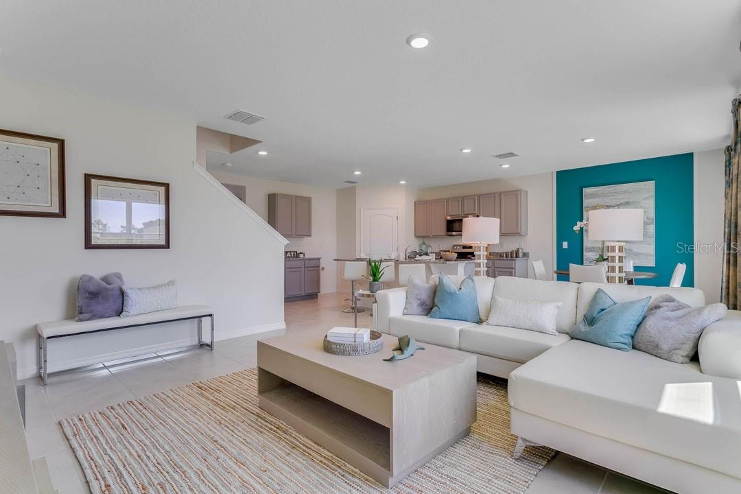 3545 SUNGROVE CIR