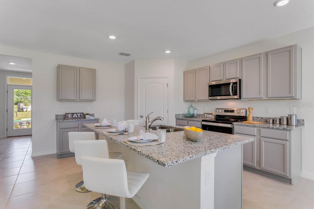 3545 SUNGROVE CIR