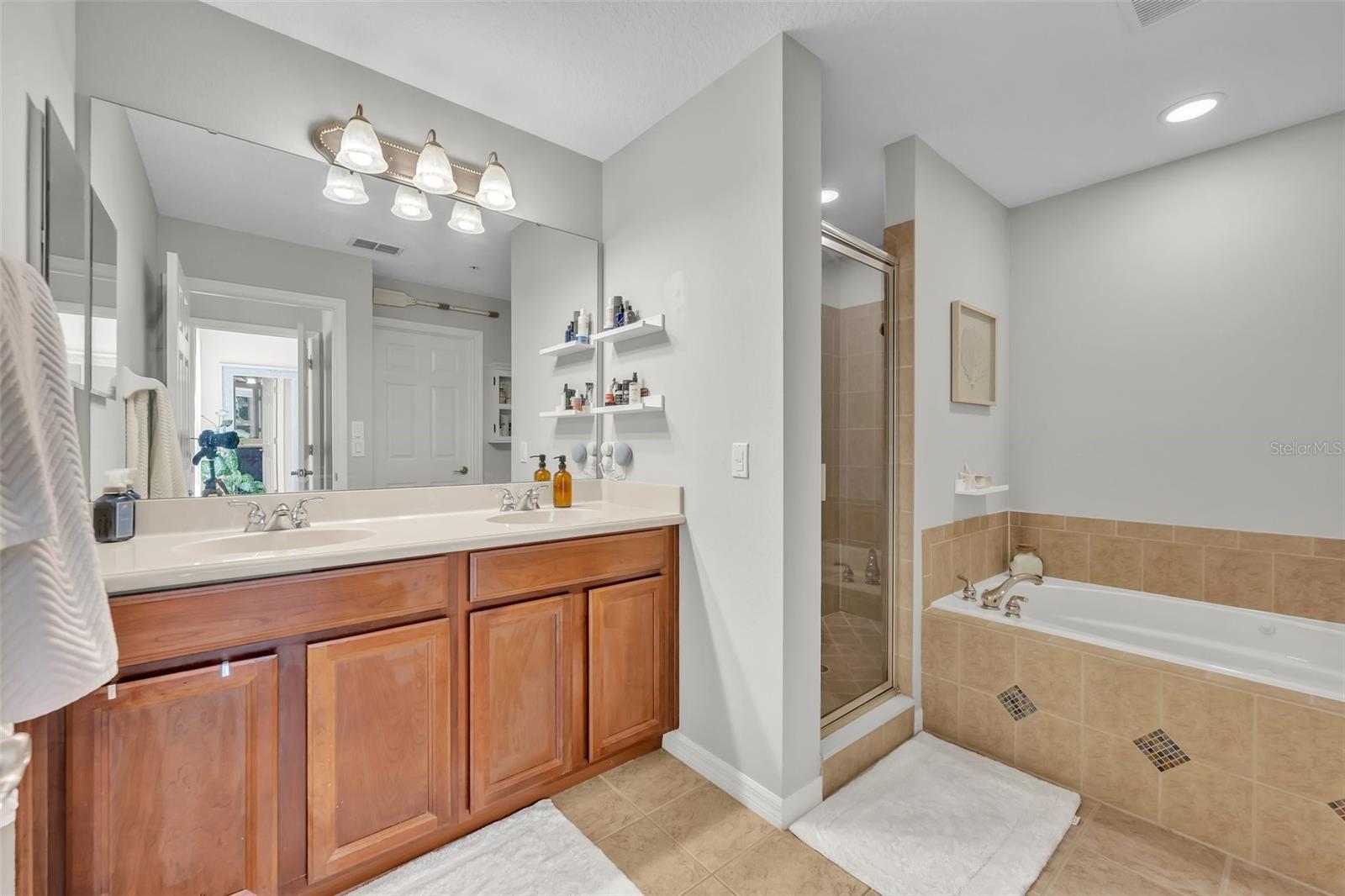 196 CANTERBURY BELL DR