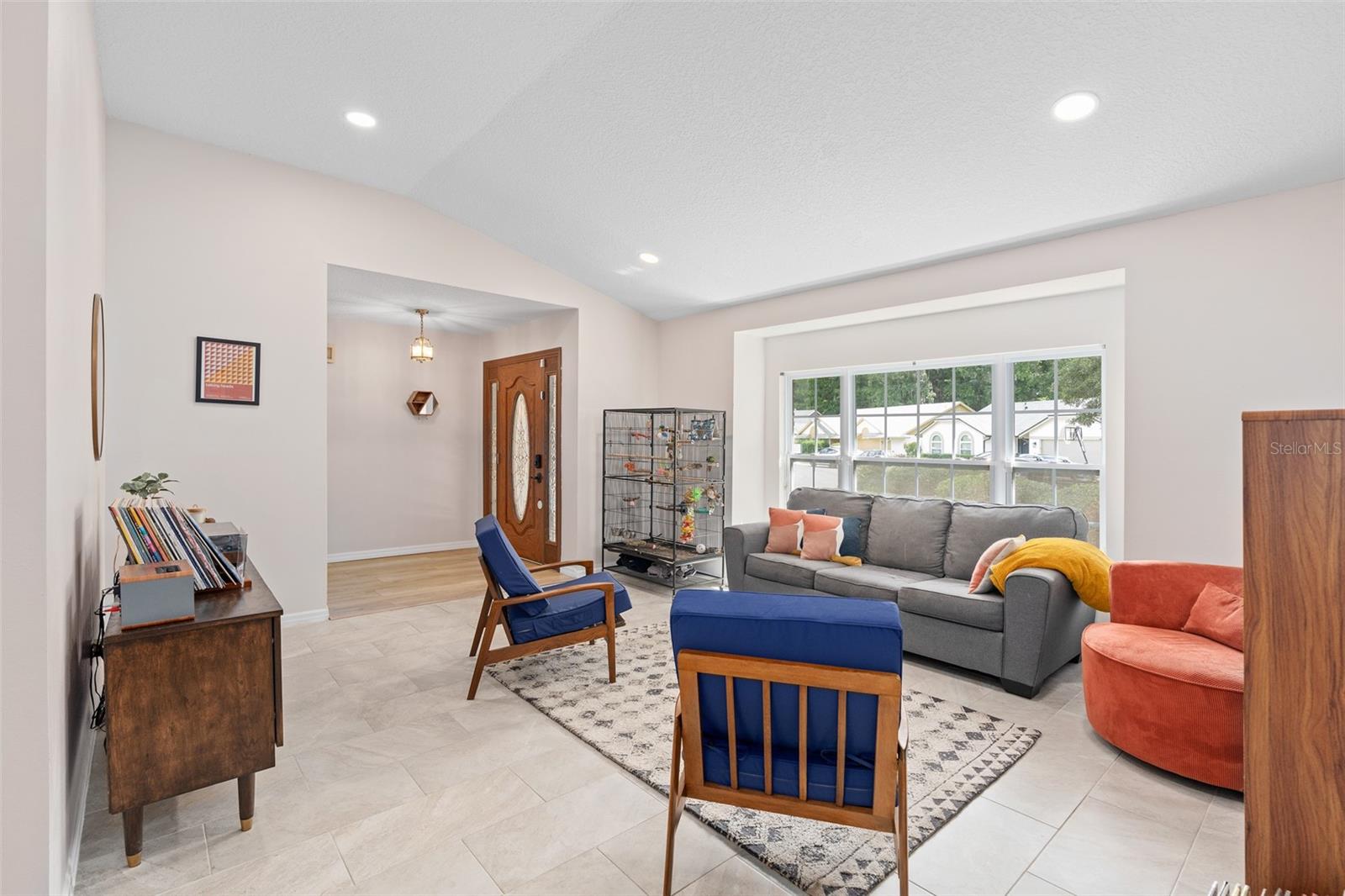855 SILVERADO CT