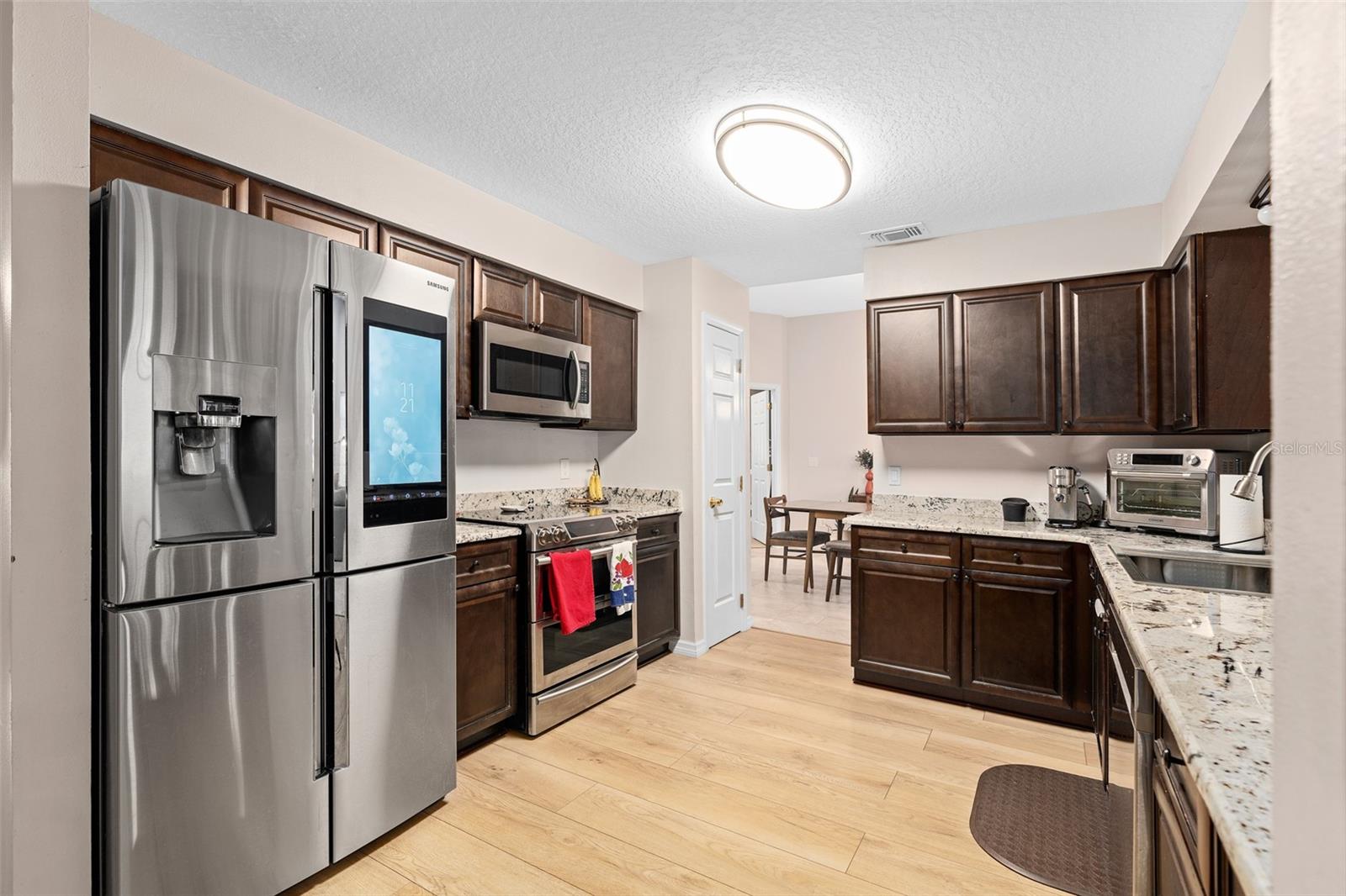 855 SILVERADO CT