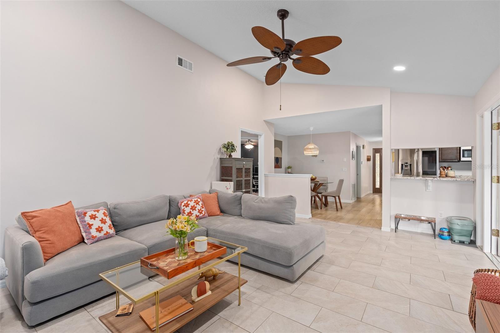 855 SILVERADO CT