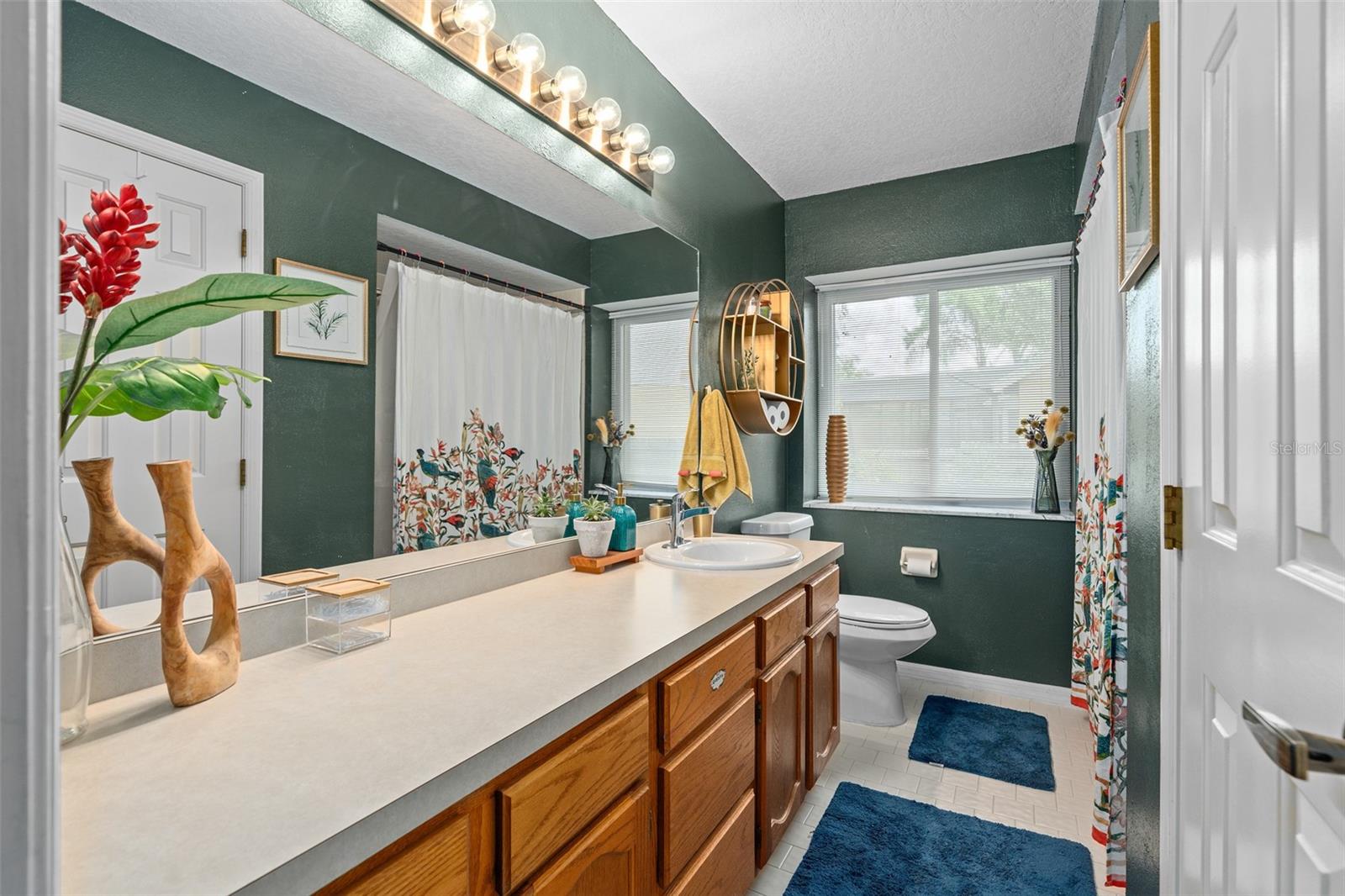 855 SILVERADO CT