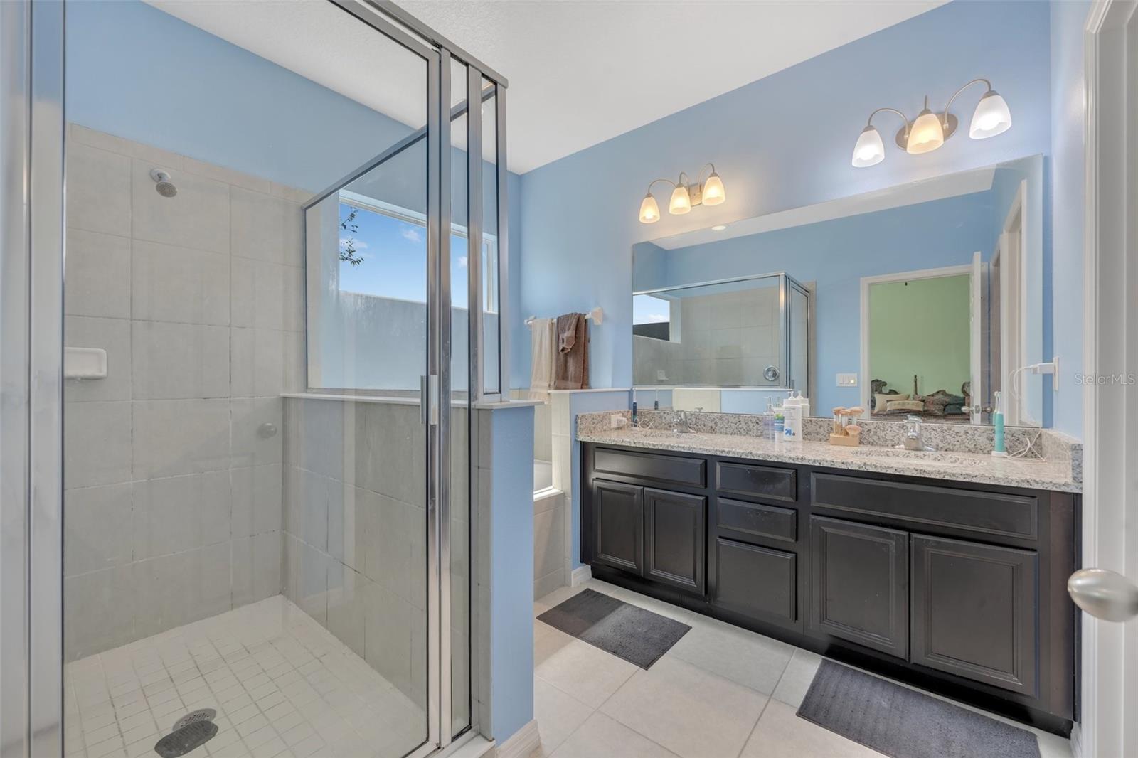 4851 CLIVEDEN LOOP