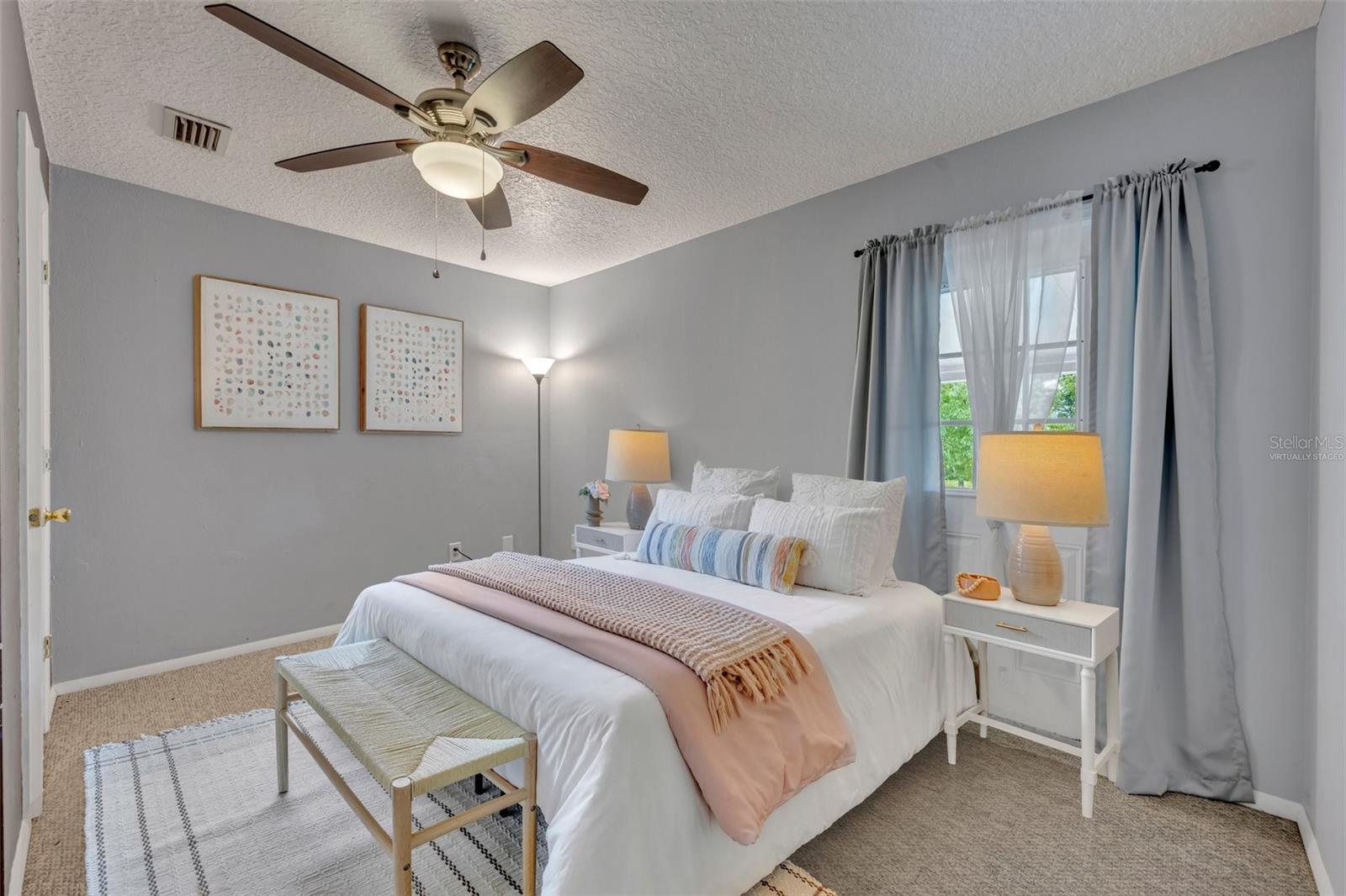 809 MENTMORE CIR