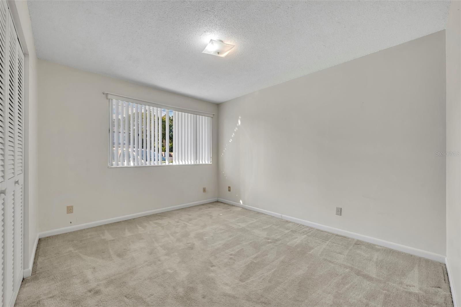 1250 S DENNING DR #104