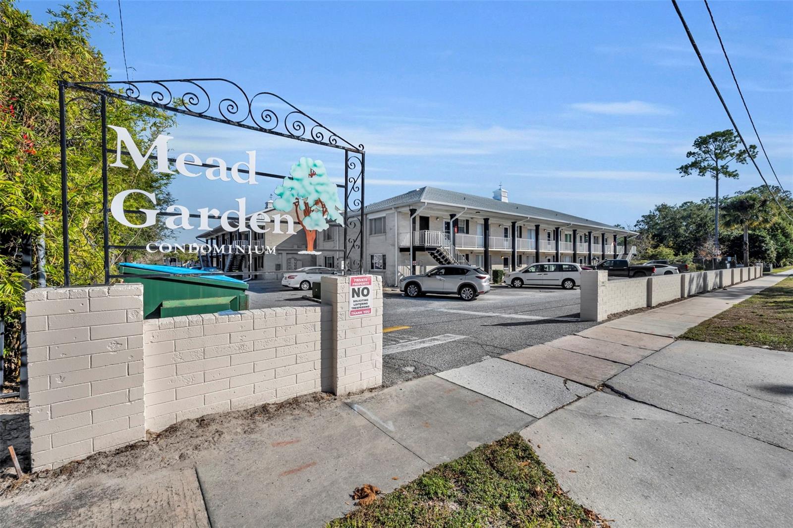 1250 S DENNING DR #104