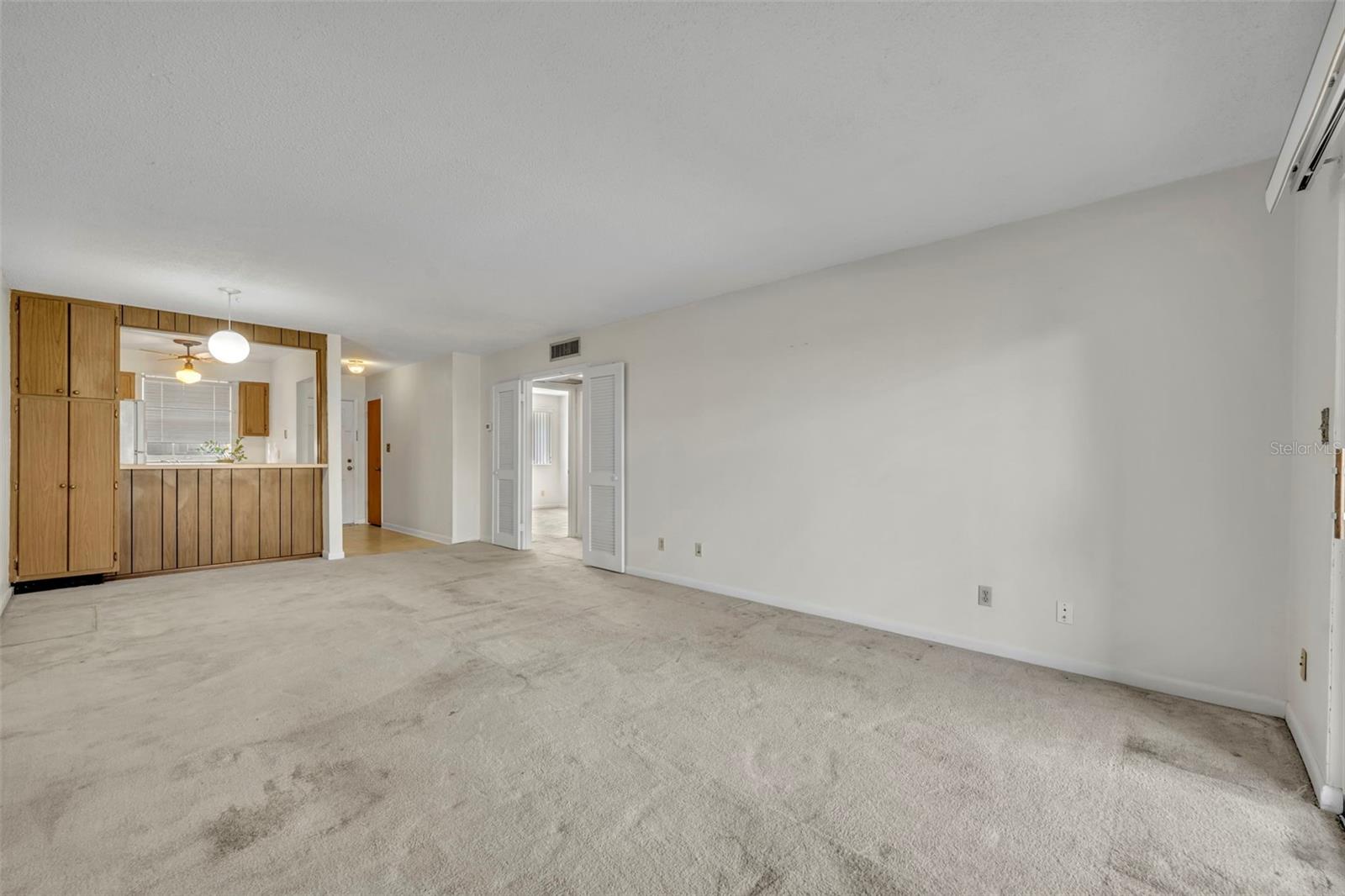 1250 S DENNING DR #104