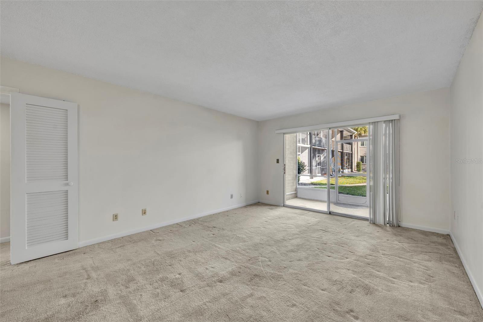 1250 S DENNING DR #104