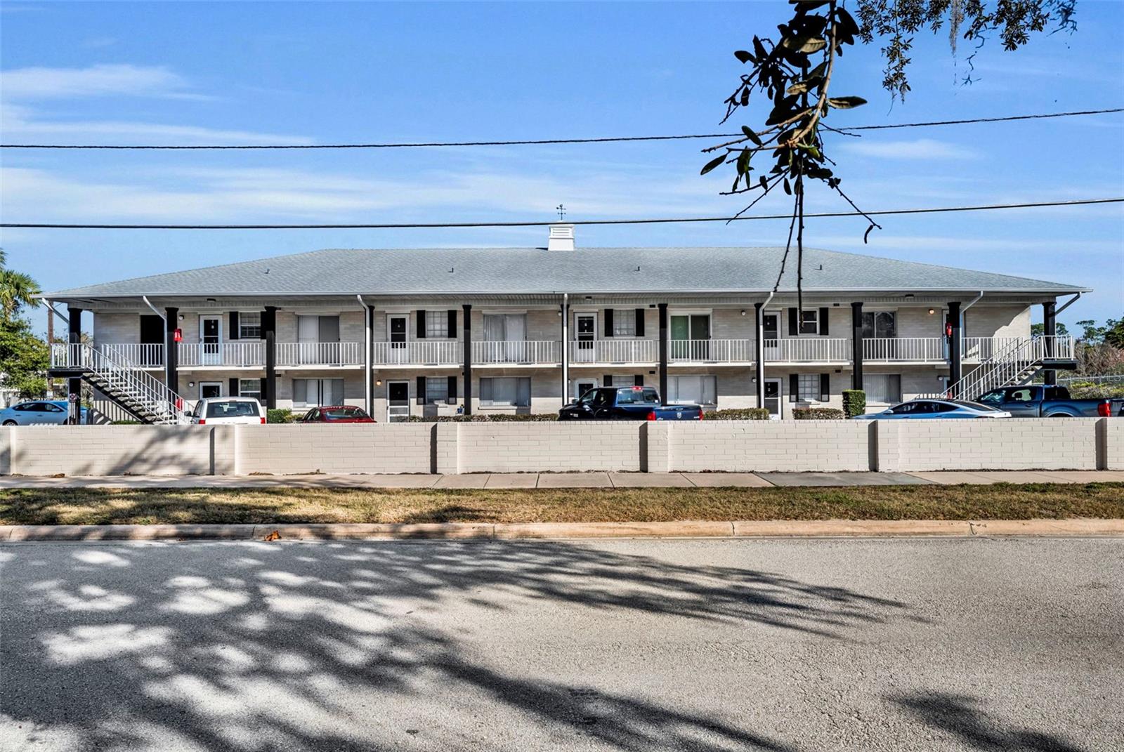 1250 S DENNING DR #104