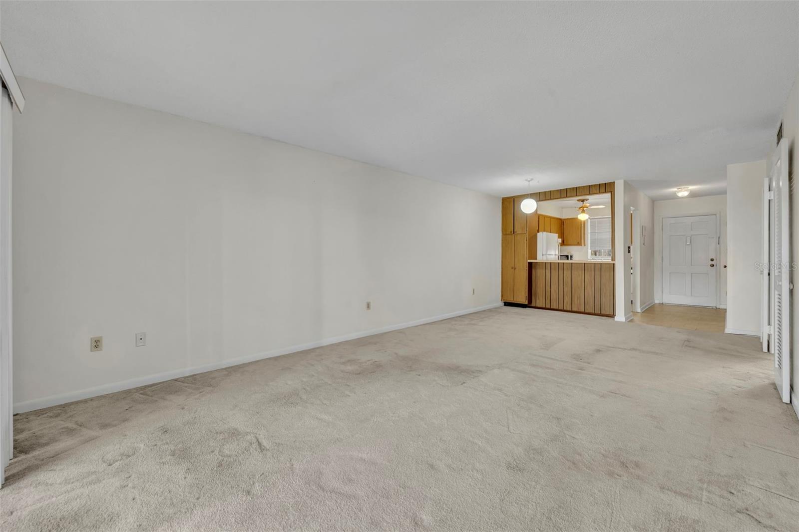 1250 S DENNING DR #104