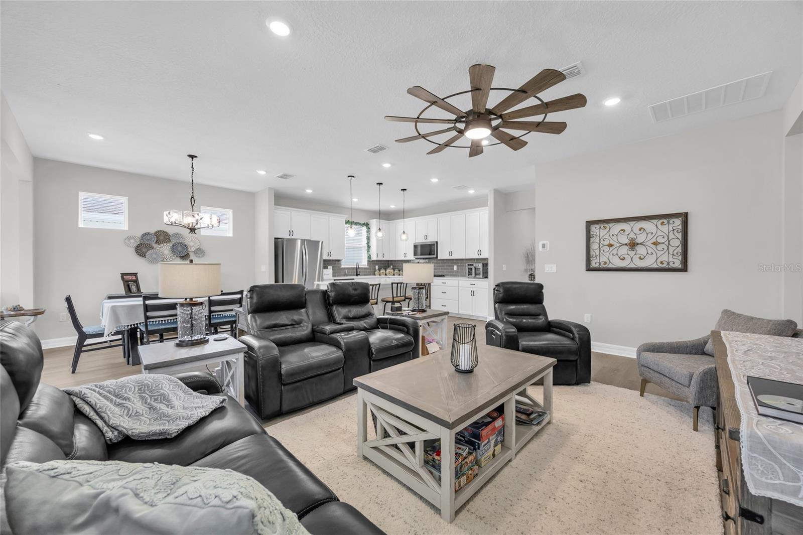 1384 ZESTY CITRUS LN