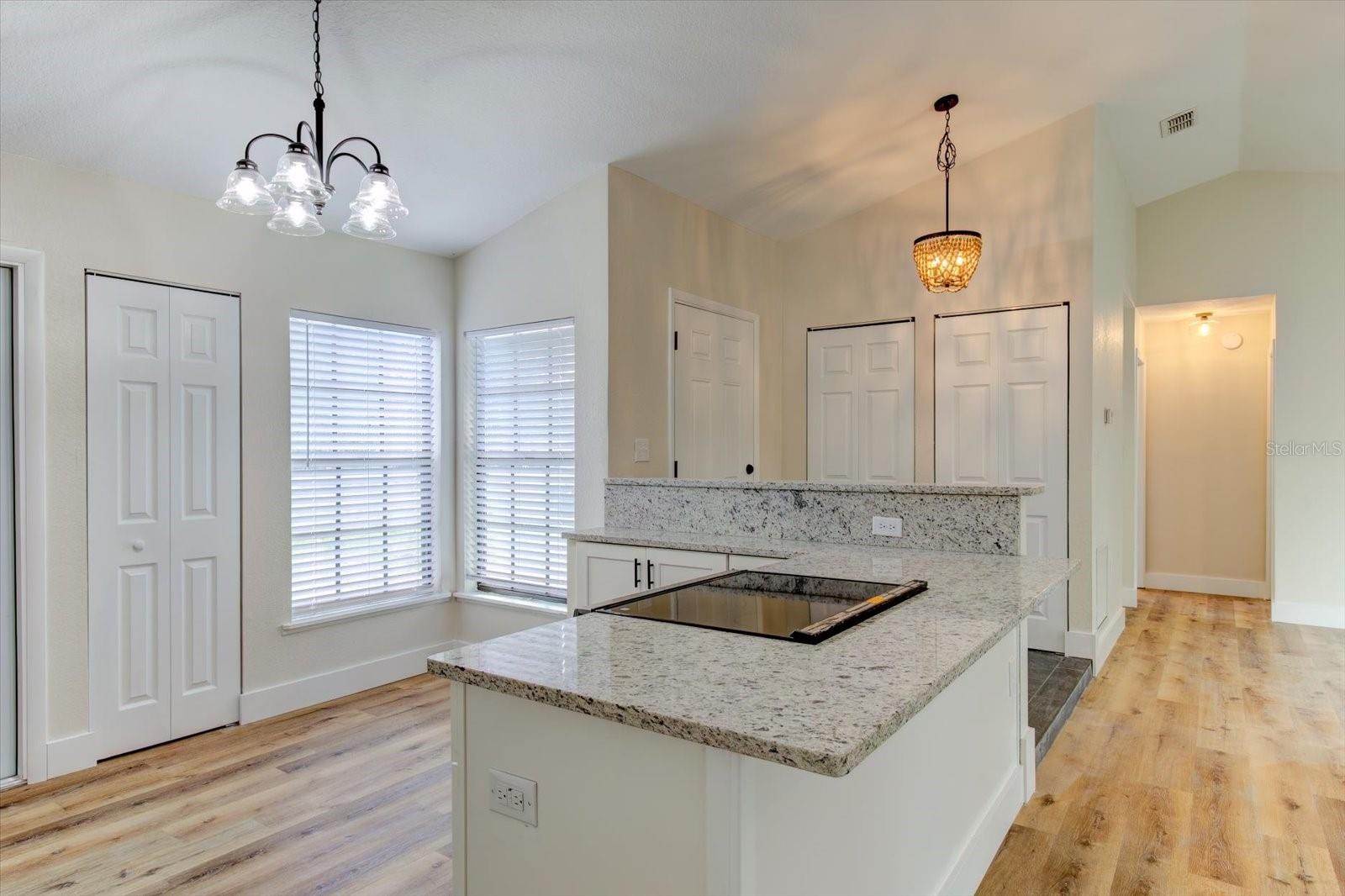 3314 SHALIMAR CIR