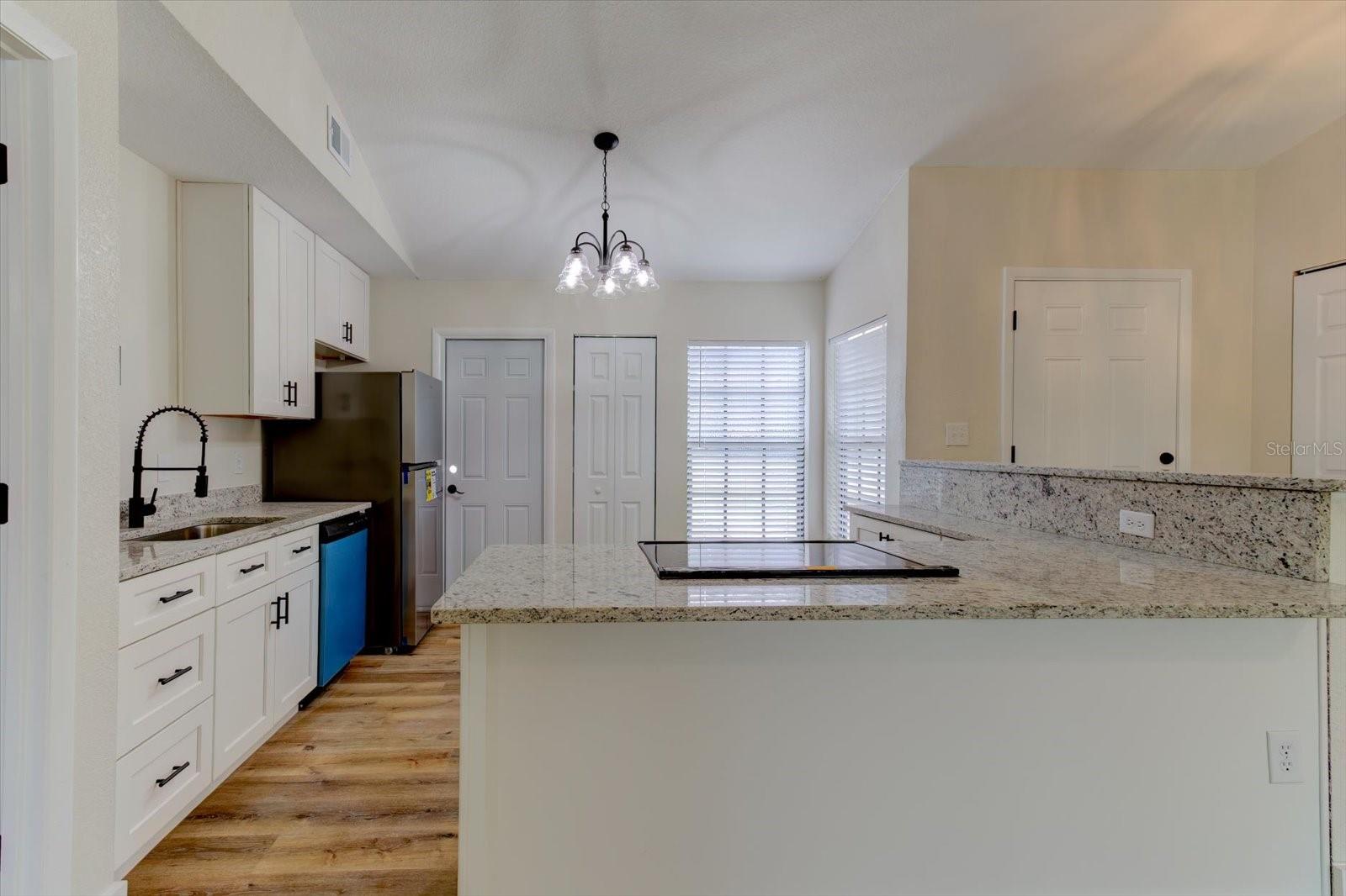 3314 SHALIMAR CIR
