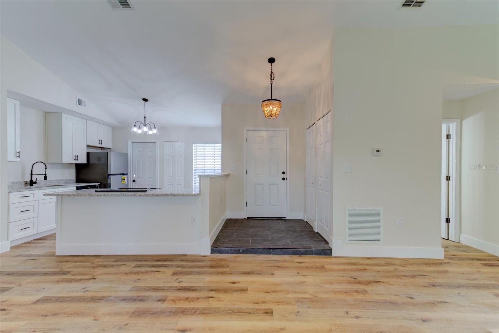 3314 SHALIMAR CIR