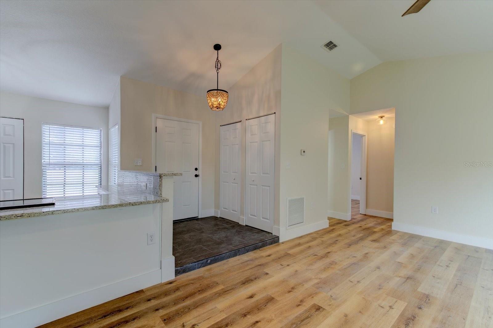 3314 SHALIMAR CIR