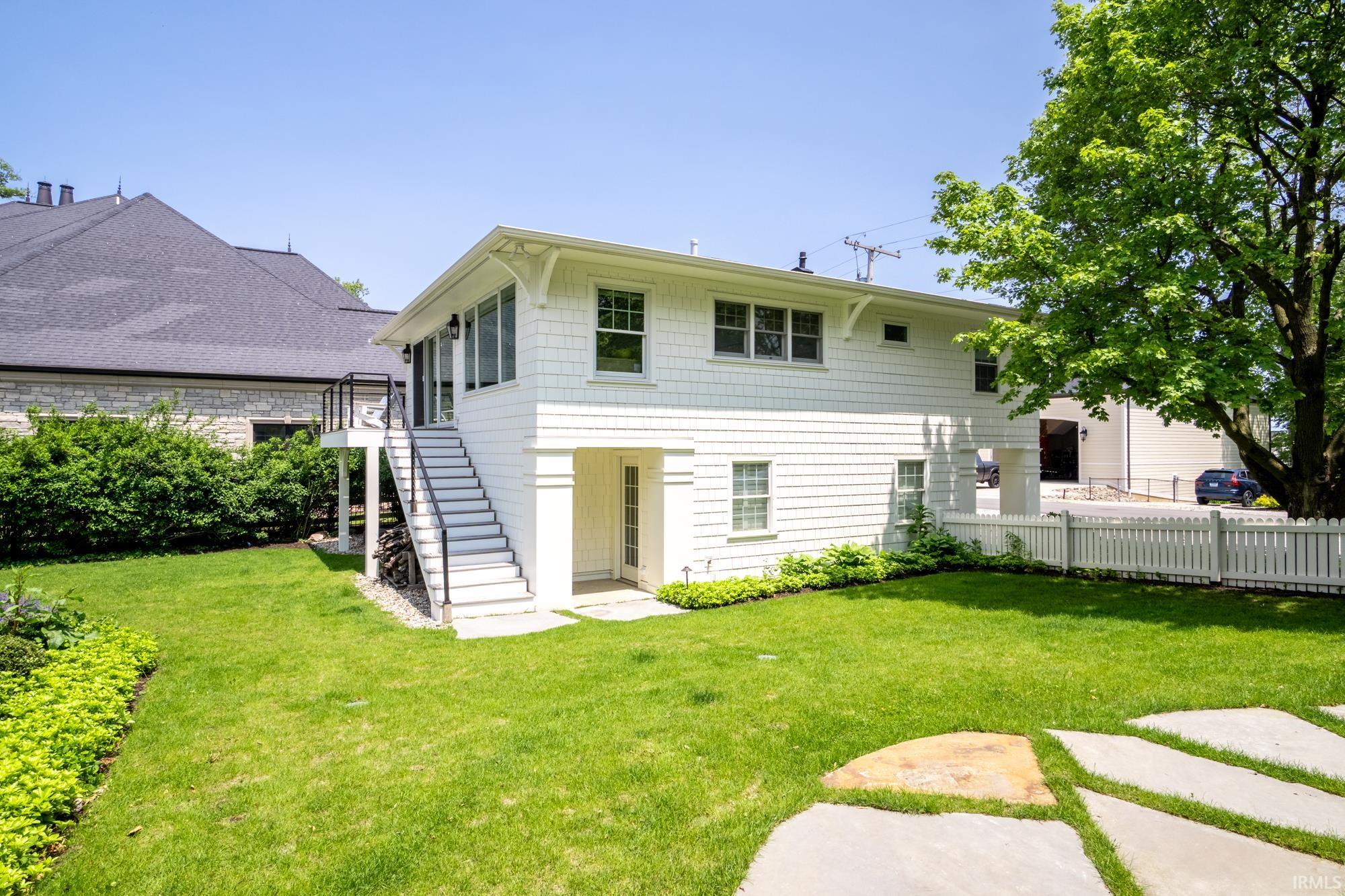 11531 N Ogden Point Road