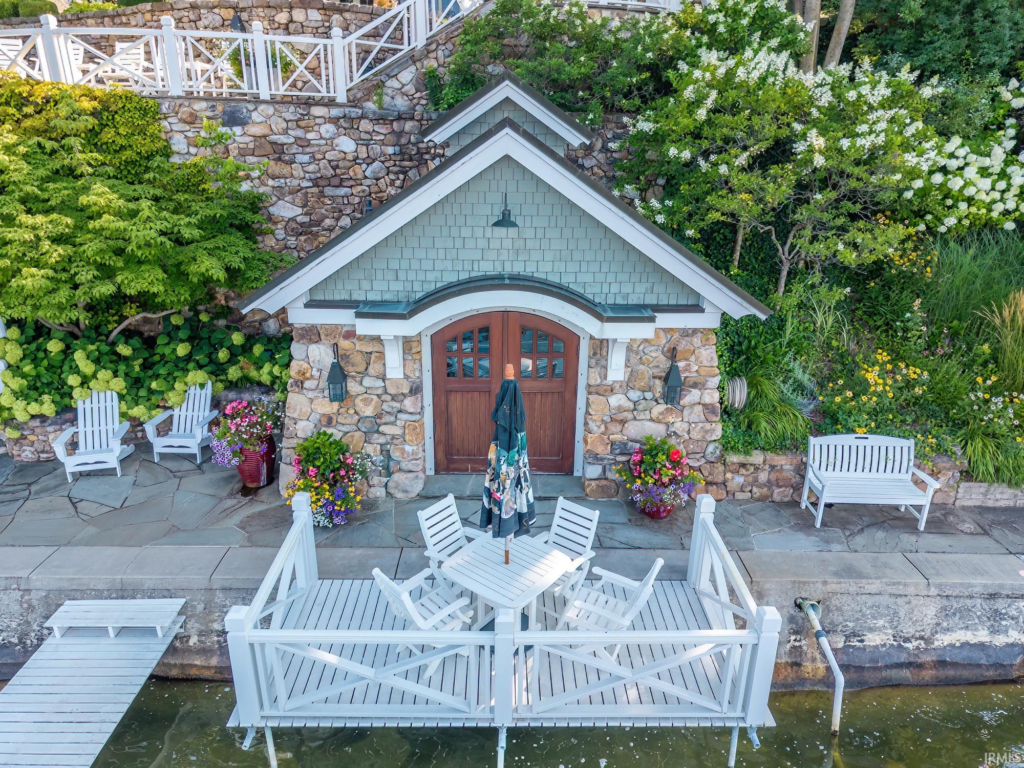 11425 N Cedar Point High Road
