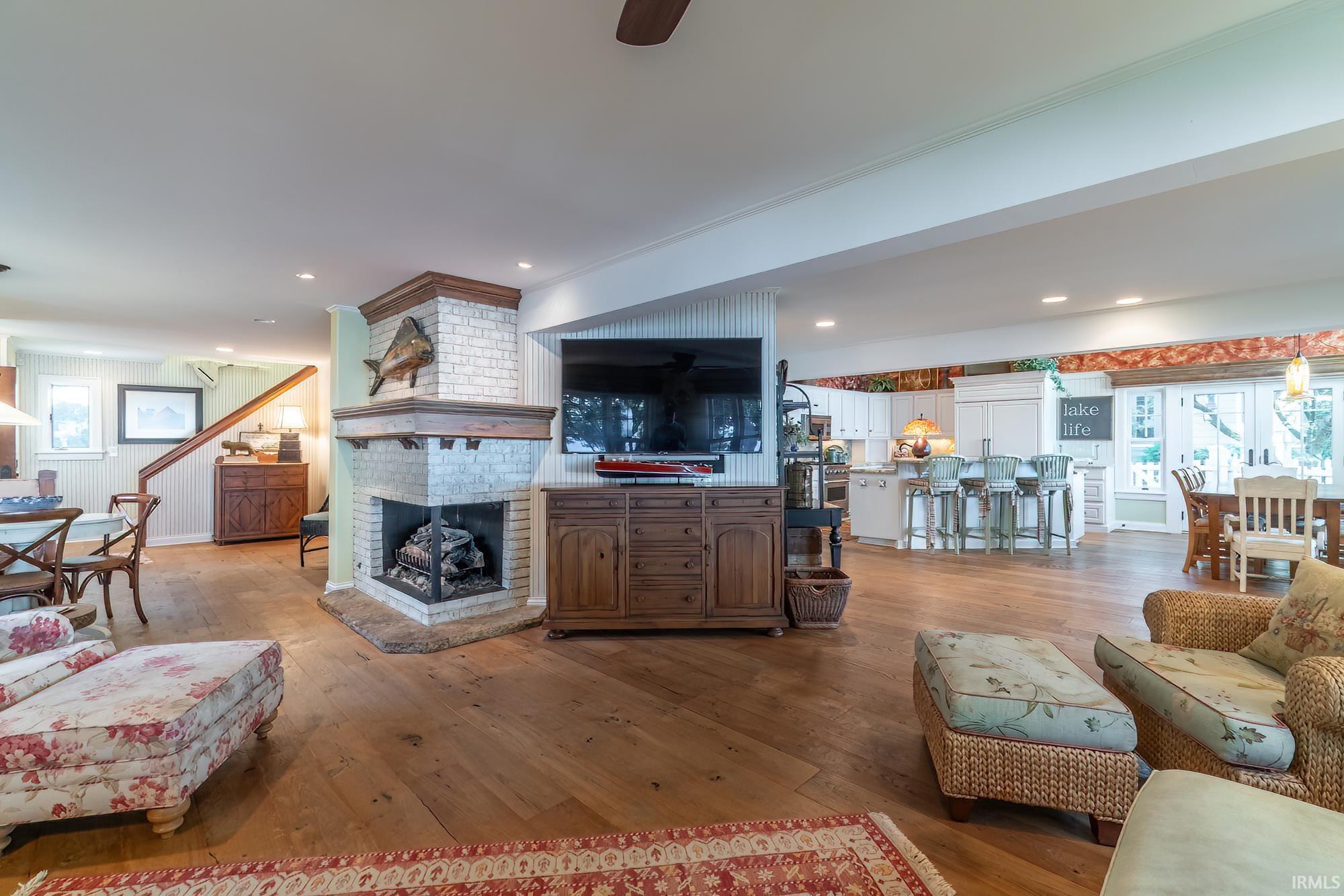 11425 N Cedar Point High Road