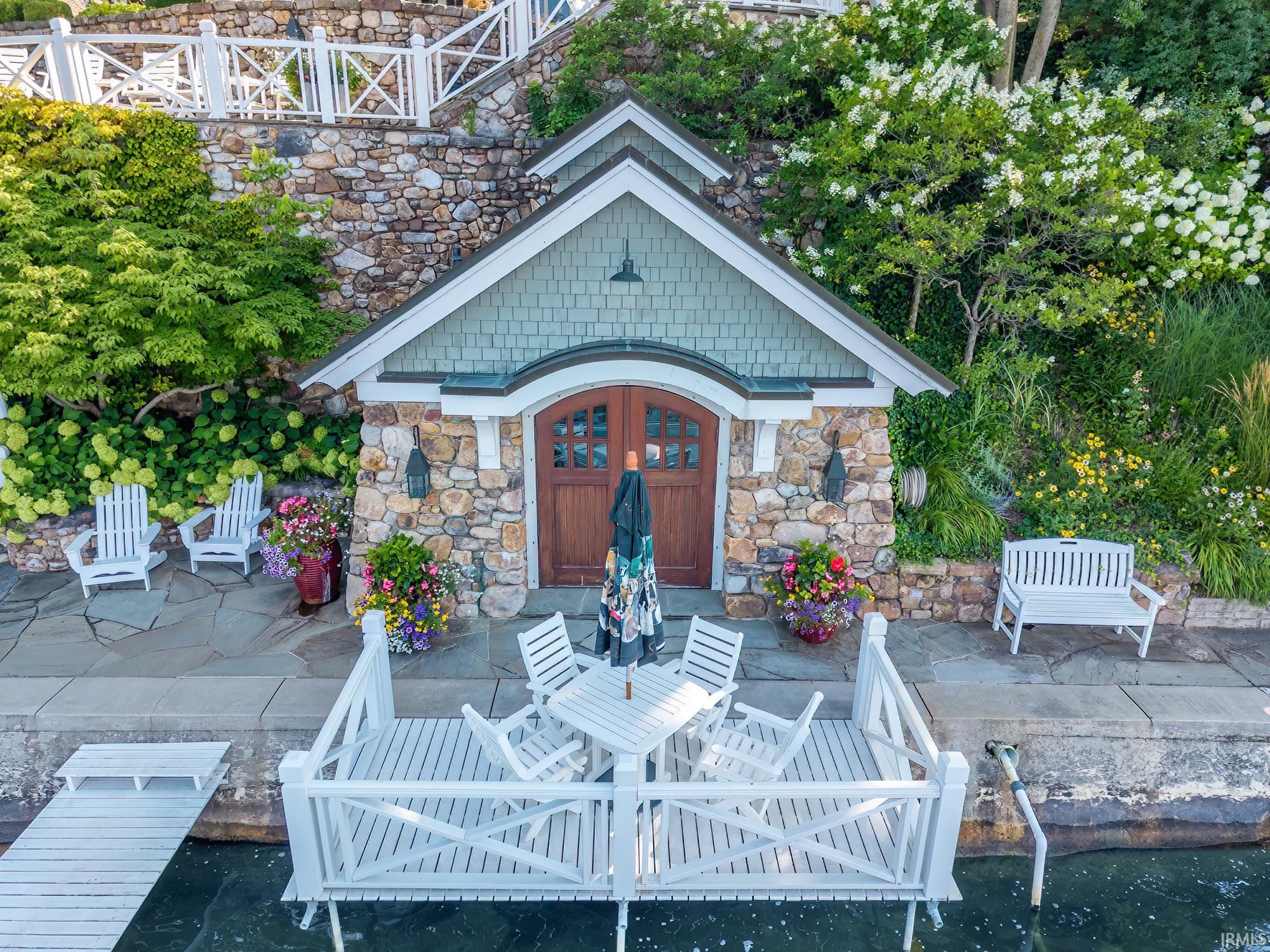 11425 N Cedar Point High Road