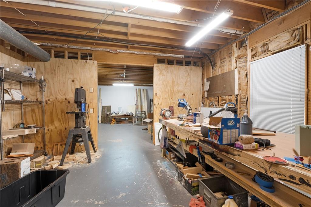 3613 GREYSTONE Circle