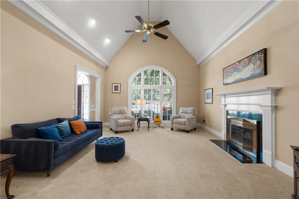 3613 GREYSTONE Circle