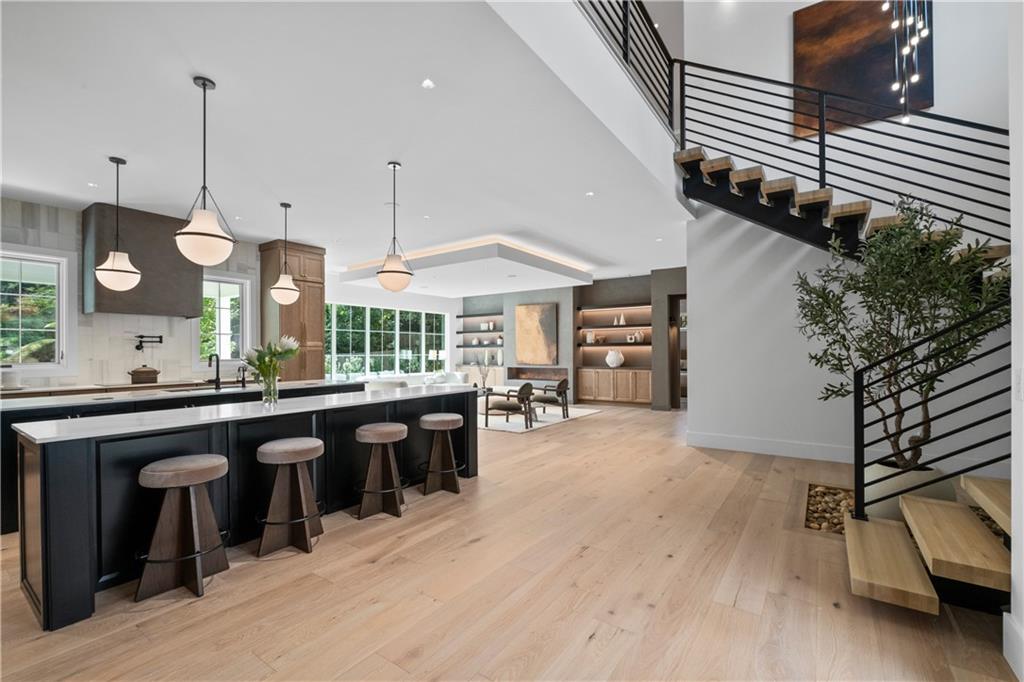 2650 ROSWELL Road