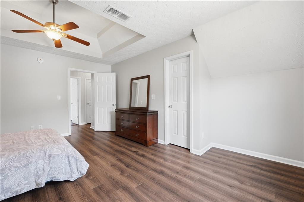 5655 Laurel Ridge Drive
