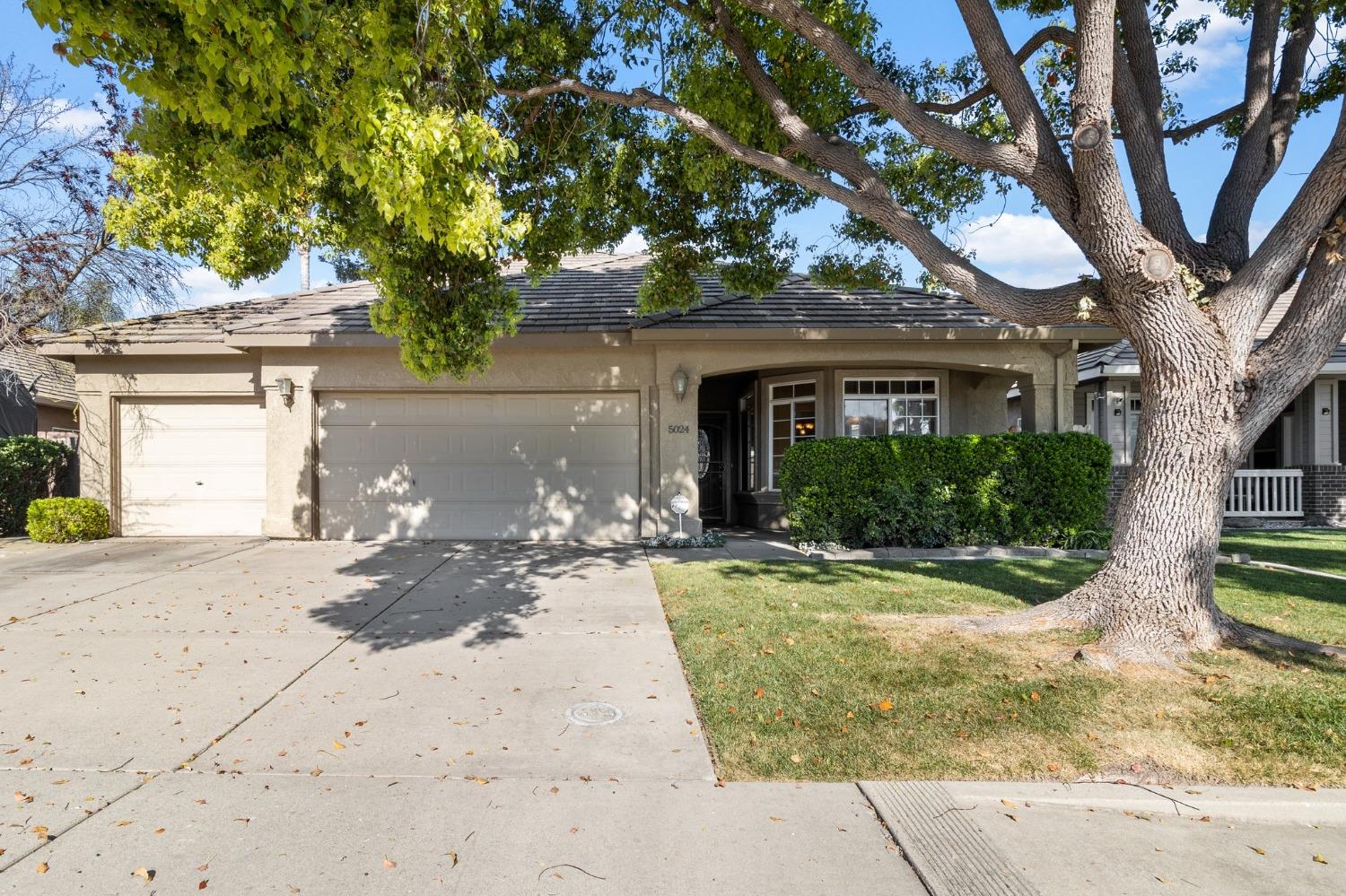 5024 TREETOP Drive