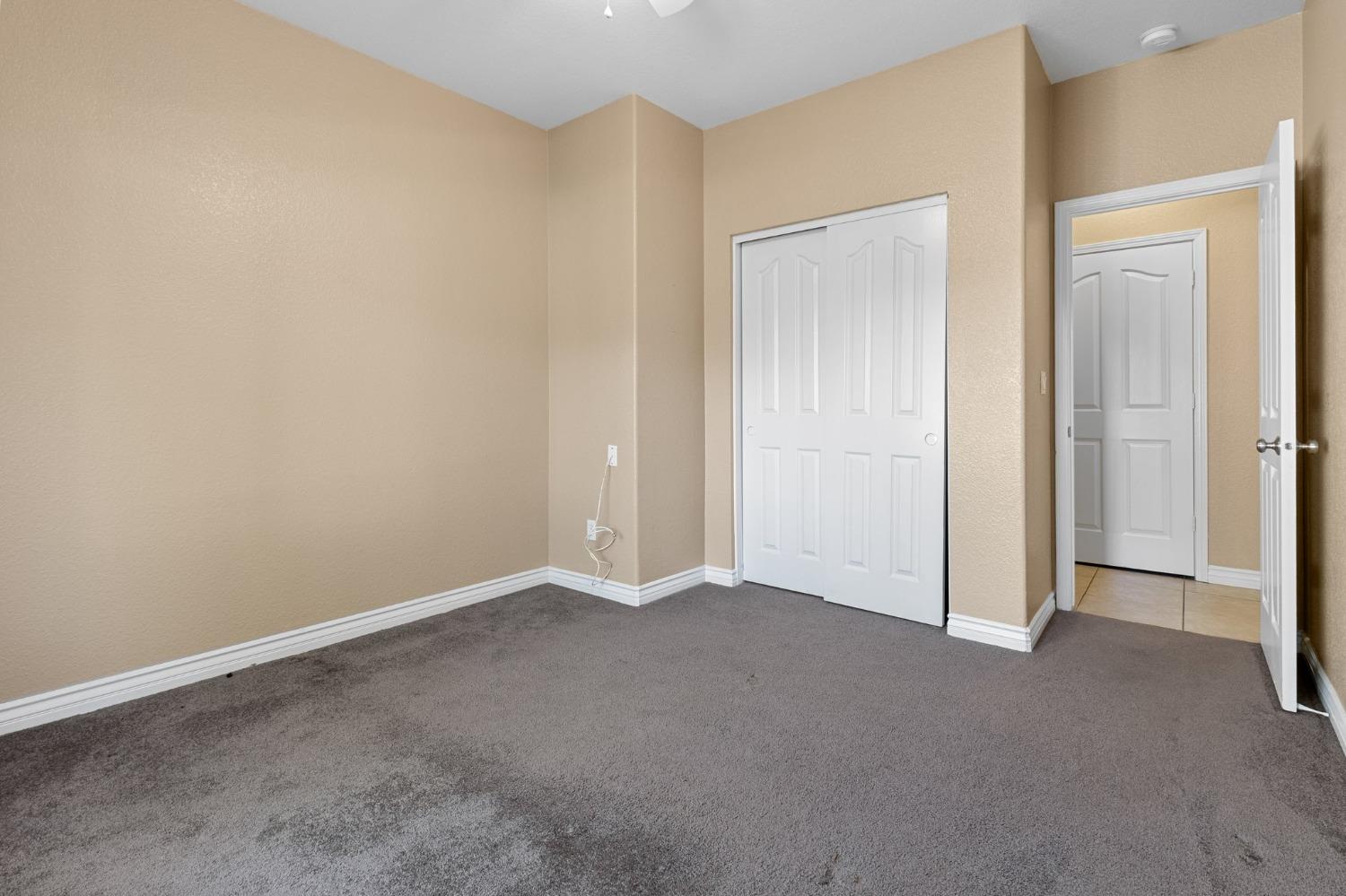 5024 TREETOP Drive