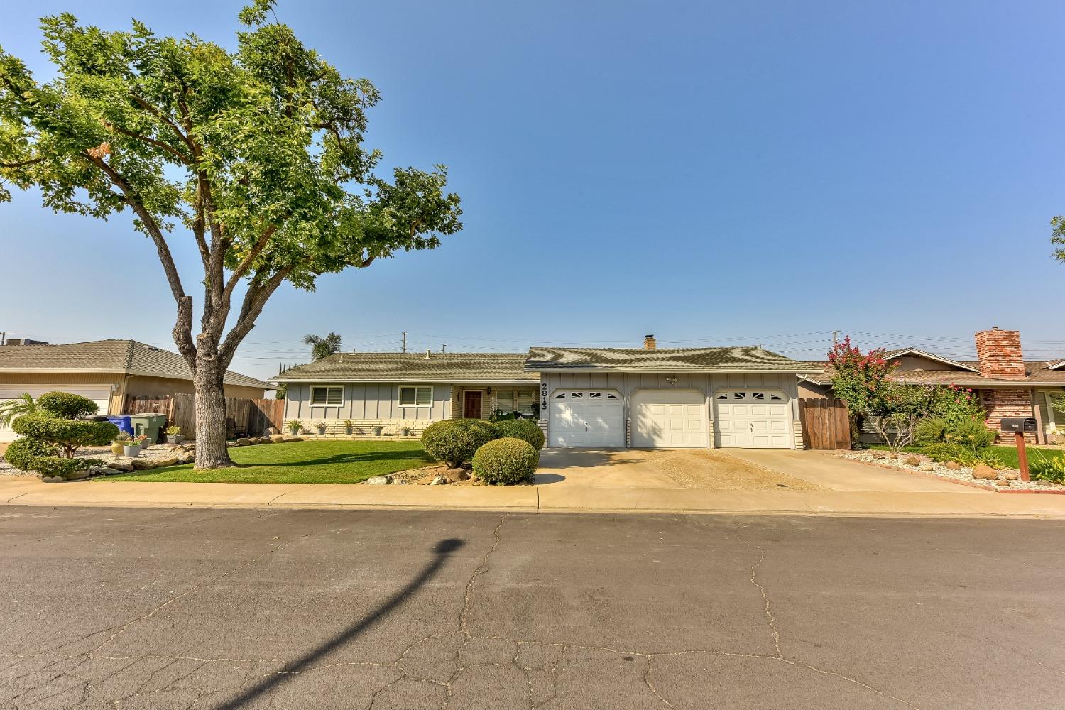 2813 Stoneridge Drive