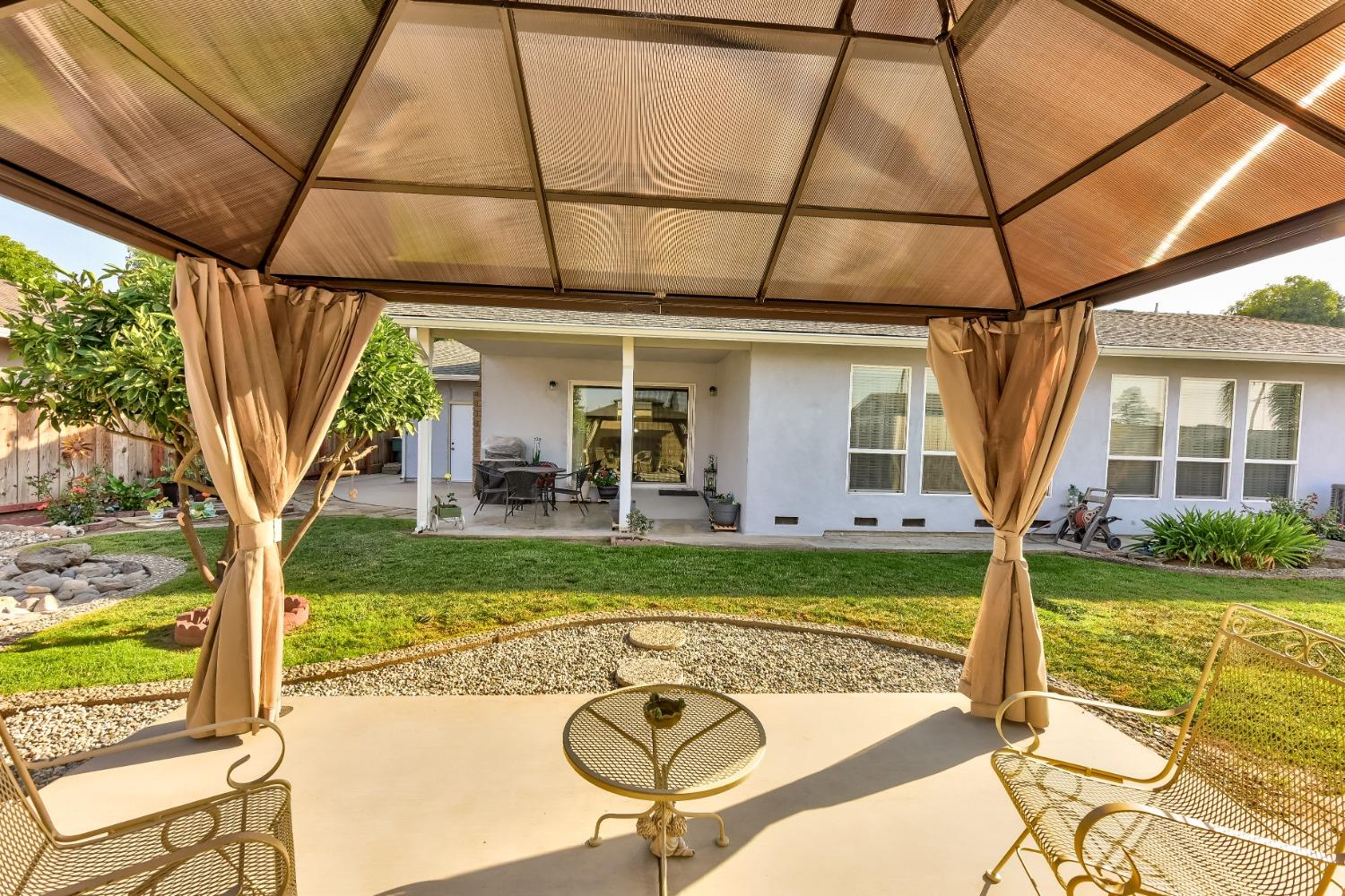 2813 Stoneridge Drive