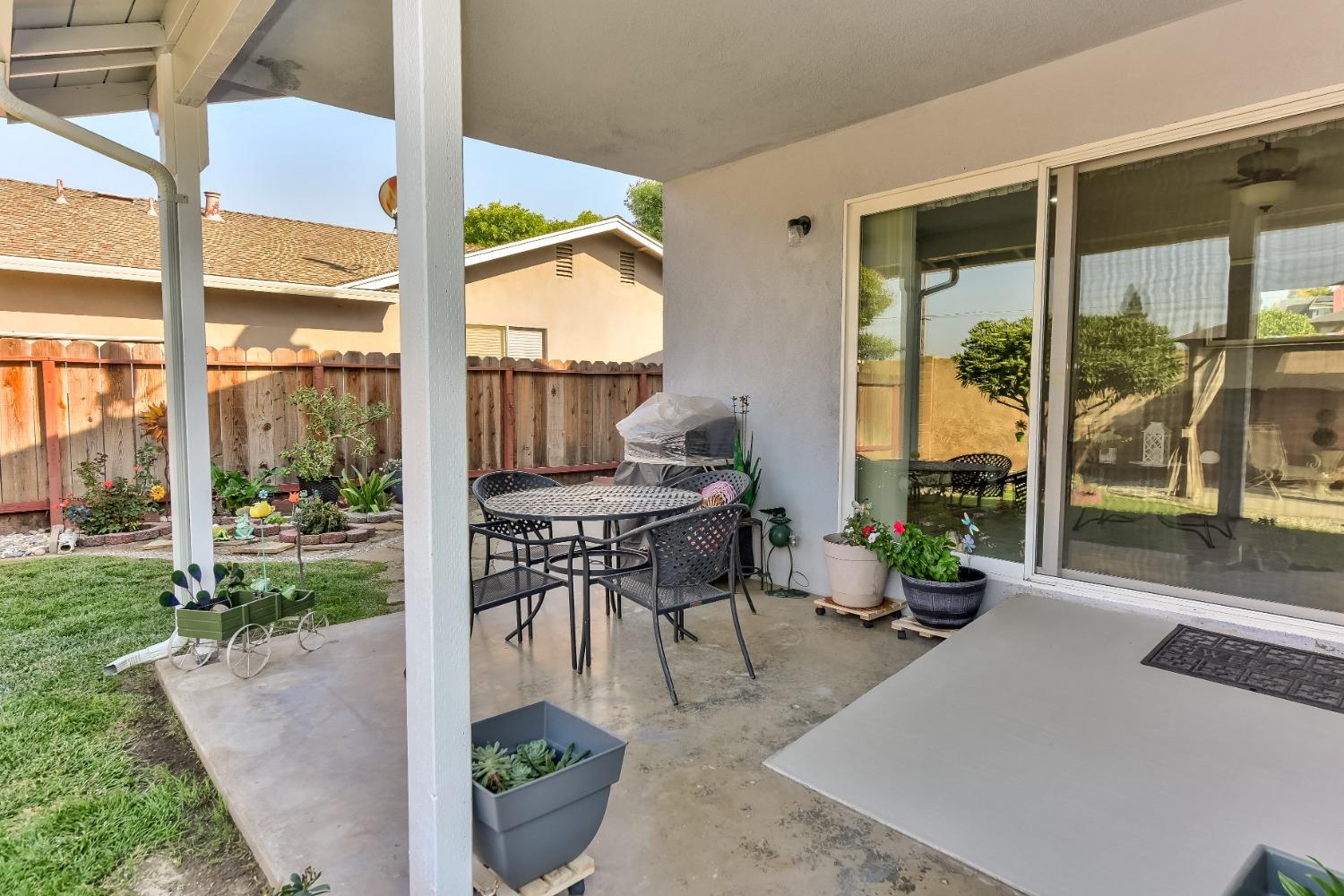 2813 Stoneridge Drive