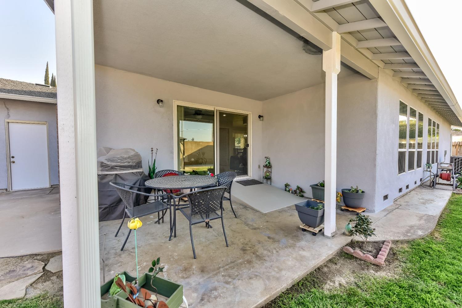 2813 Stoneridge Drive