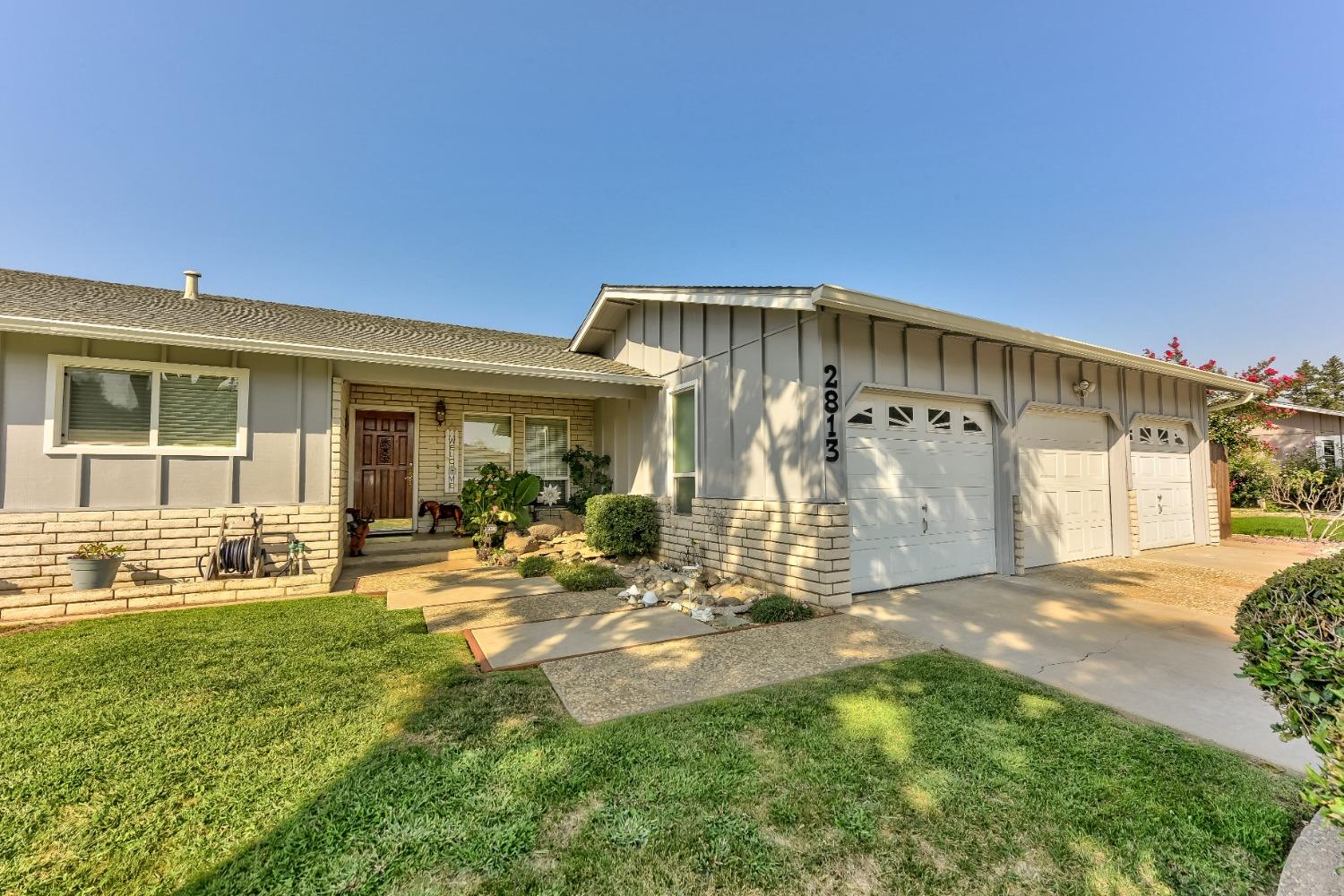 2813 Stoneridge Drive